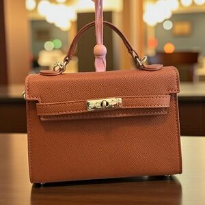 Stella NWT Darling Mini Crossbody